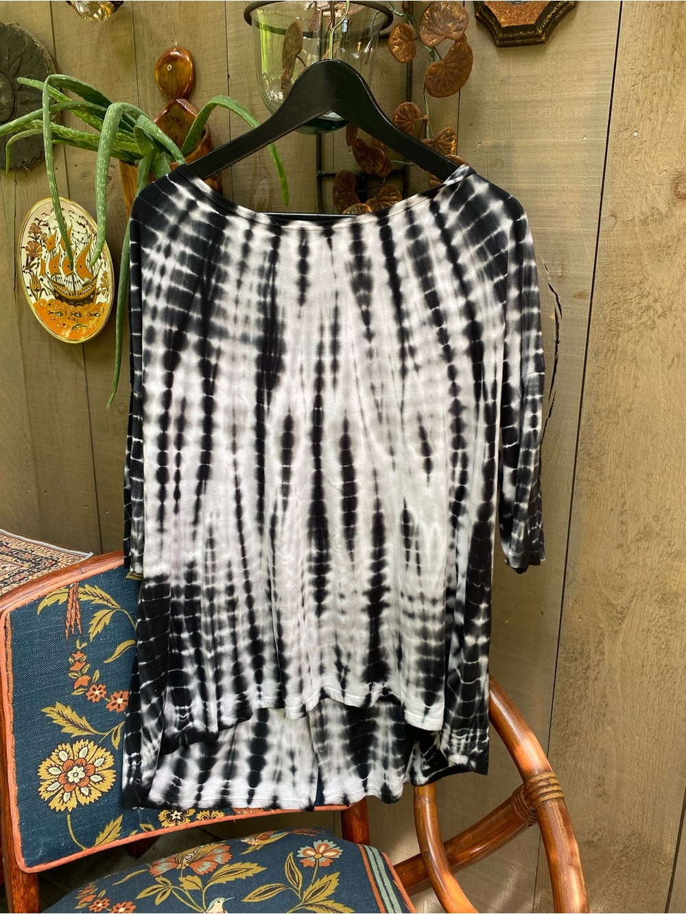 Black & White Tie-Dye Women's Calvin Klein Boatneck Top with Back Split
